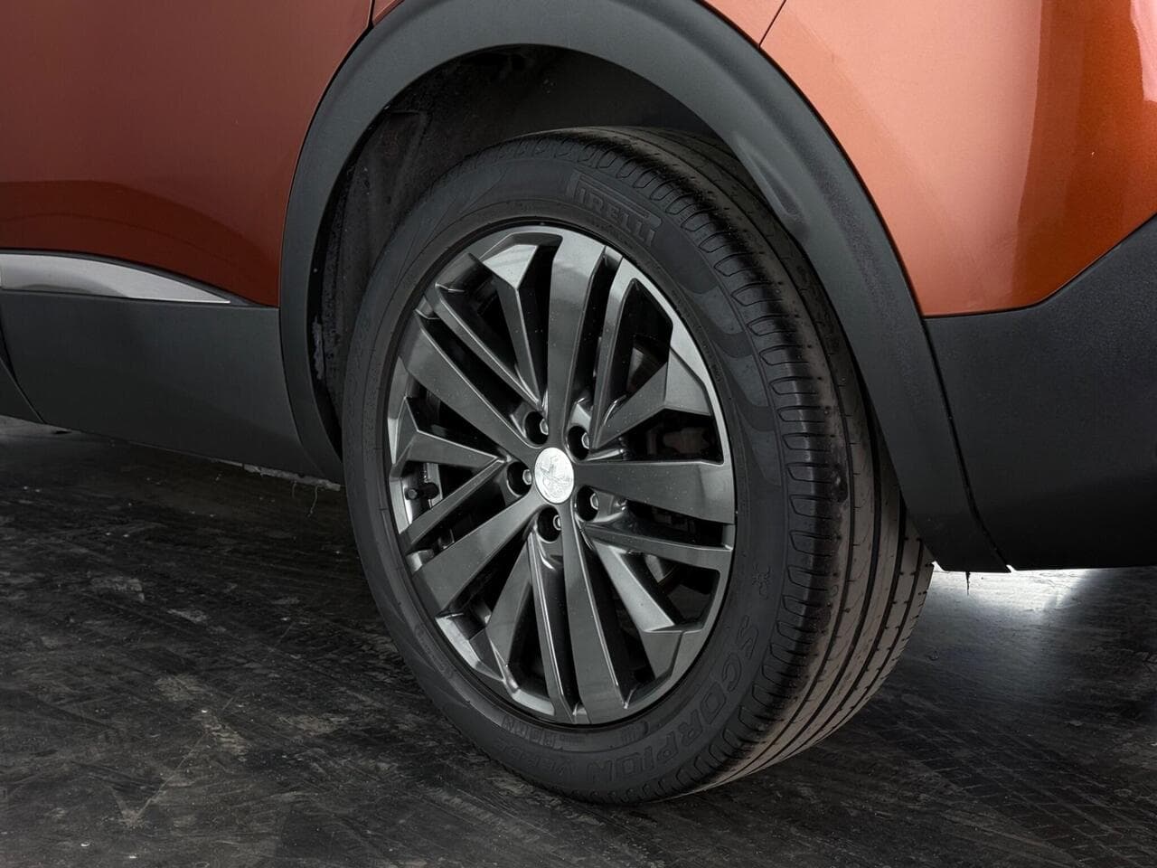 Peugeot 3008 thumbnail Wheel