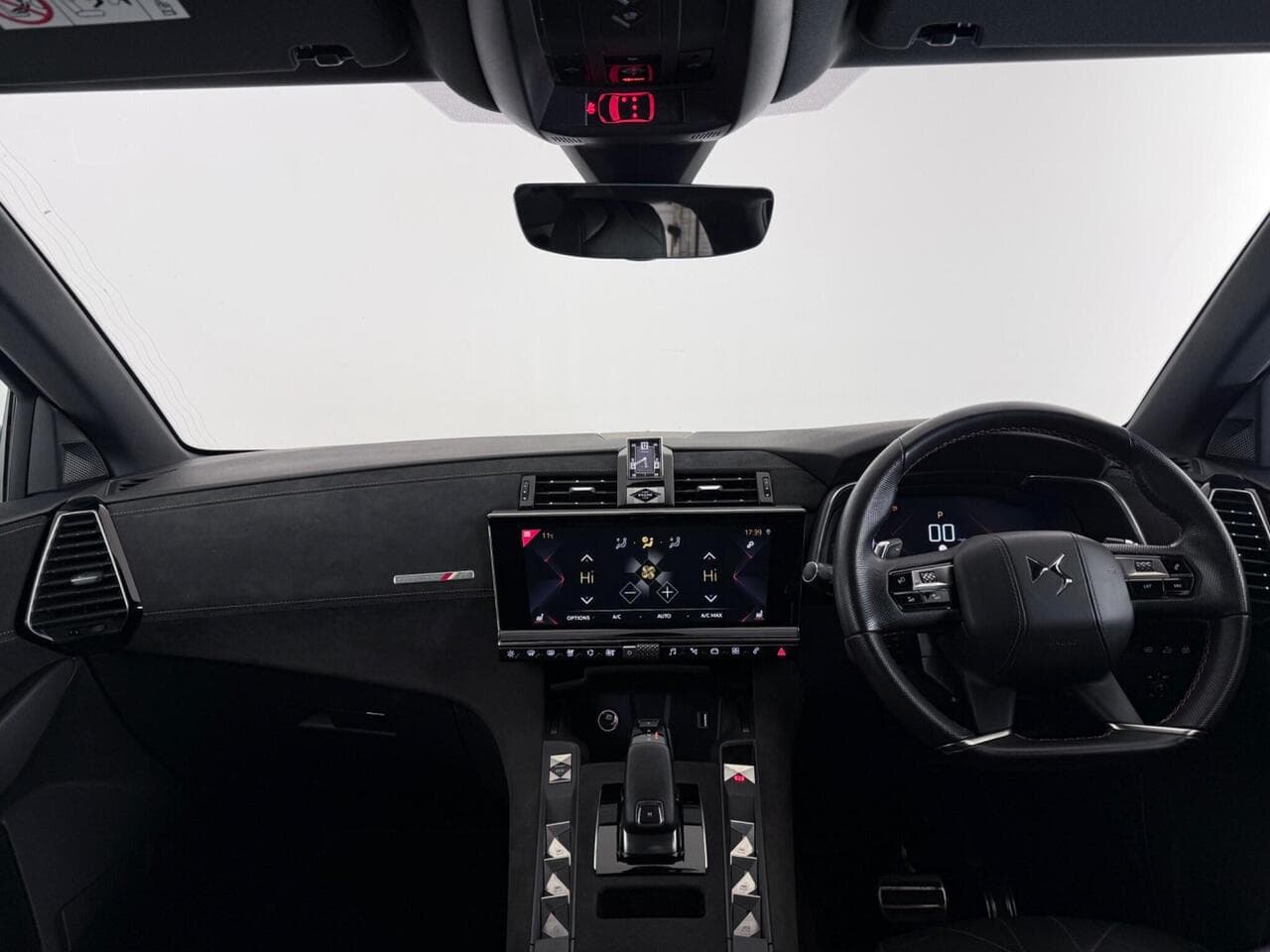 DS AUTOMOBILES DS 7 CROSSBACK thumbnail Interior Front