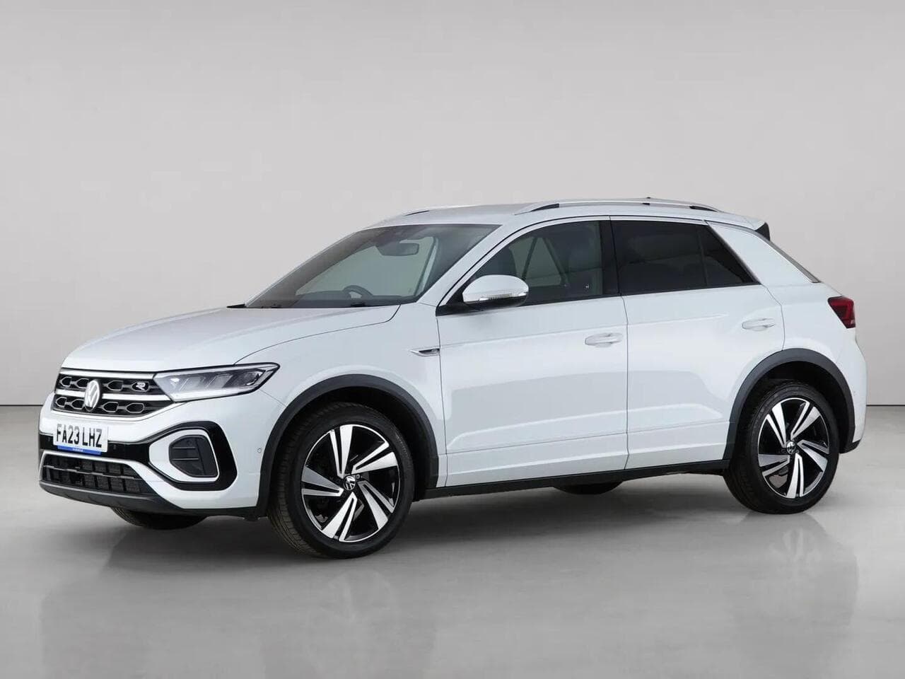 Volkswagen T-Roc thumbnail Front Left