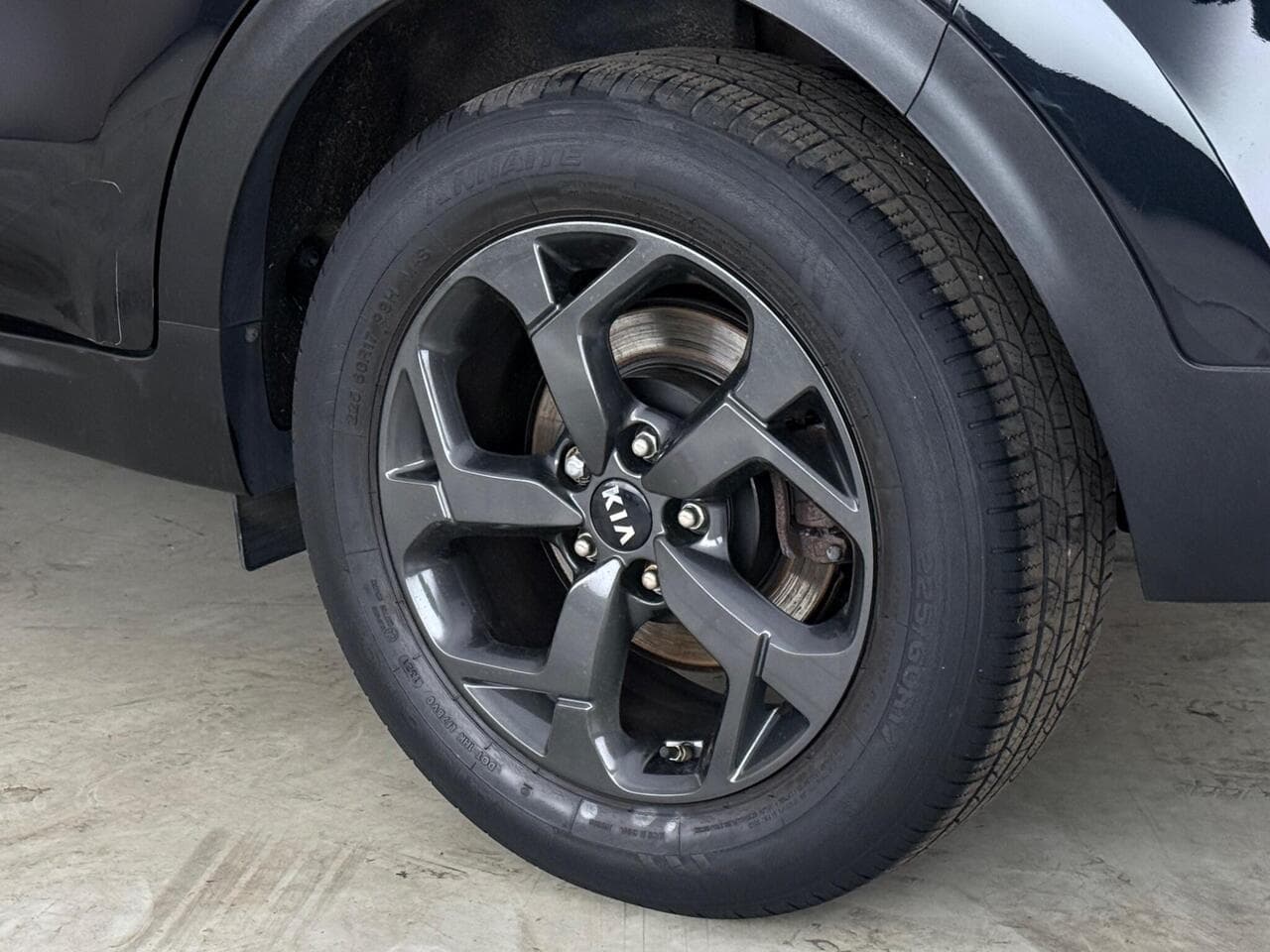 Kia Sportage thumbnail Wheel