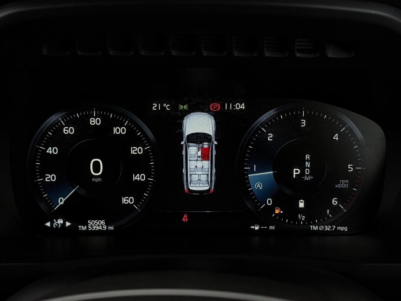 Volvo XC90 thumbnail Driver Instruments