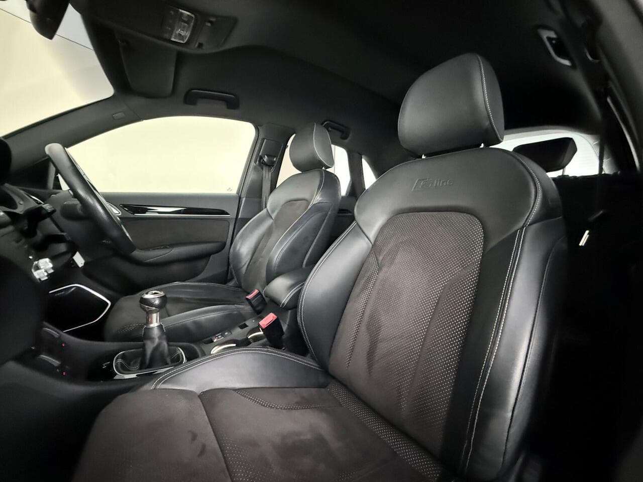 Audi Q3 thumbnail Seat Front Passenger