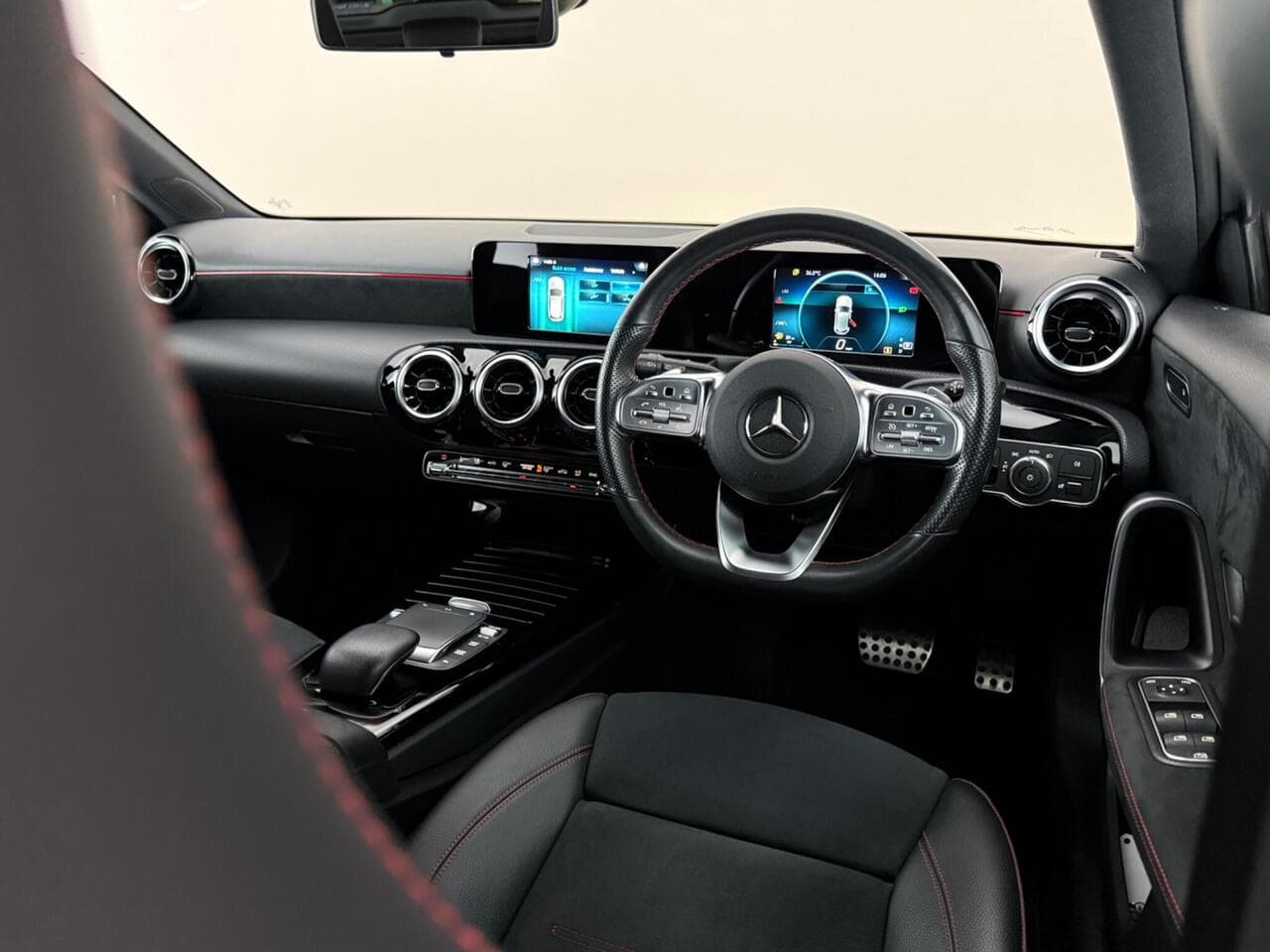 Mercedes-Benz A Class thumbnail Interior Front