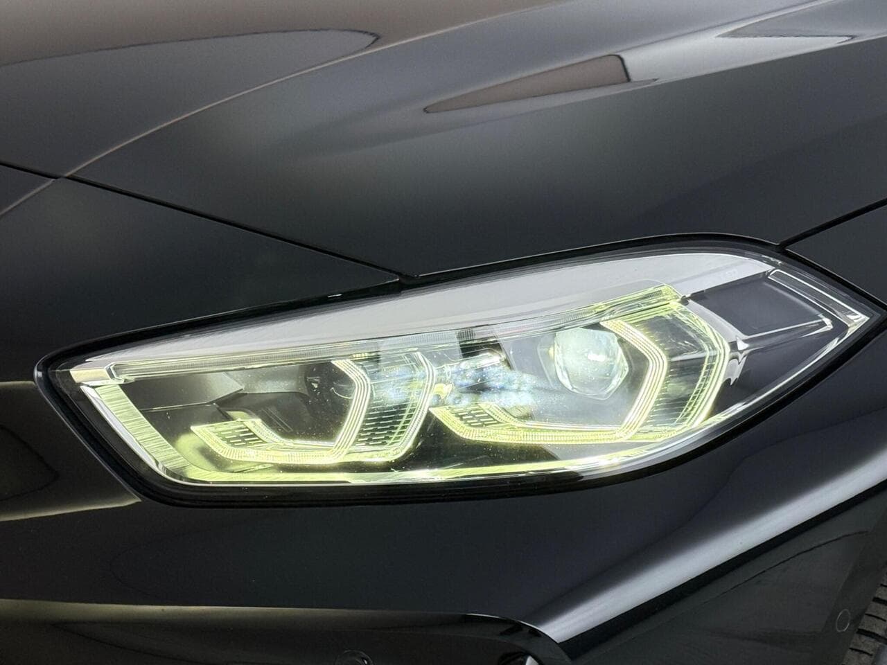 BMW 1 Series thumbnail Lights Front