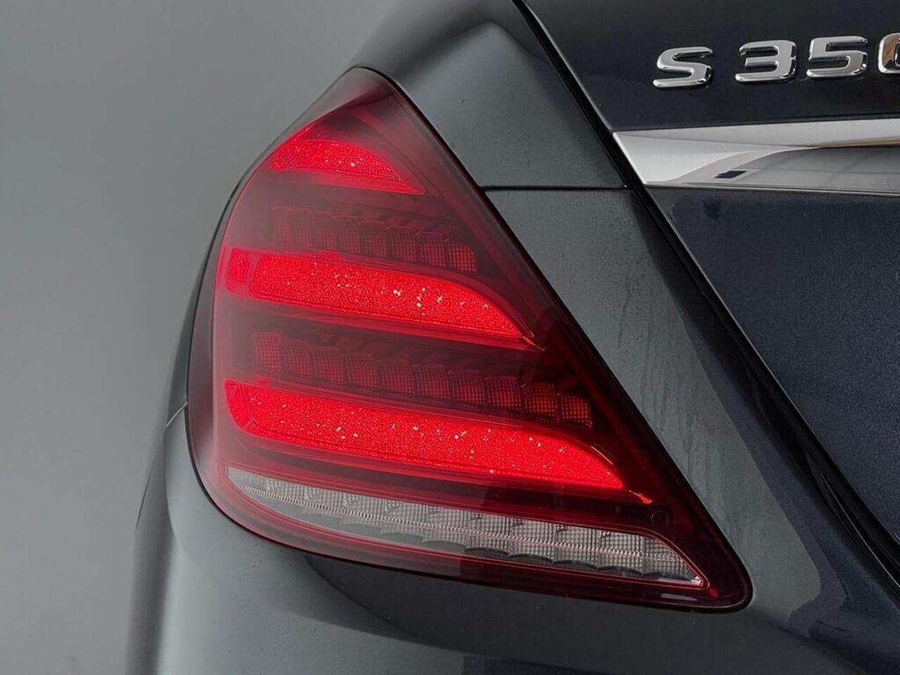 Mercedes-Benz S Class thumbnail Lights Rear