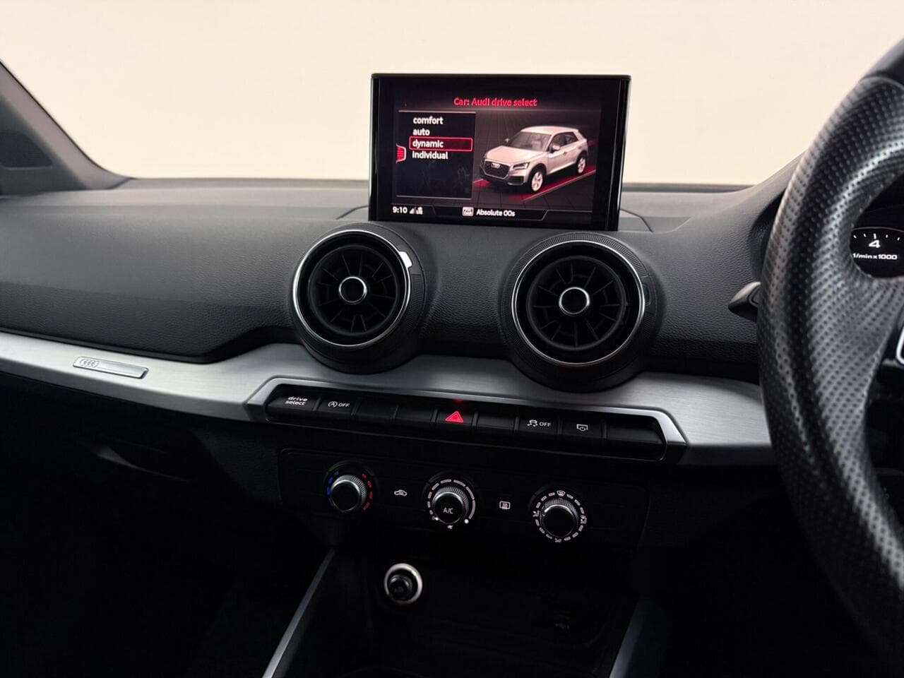 Audi Q2 thumbnail Infotainment System