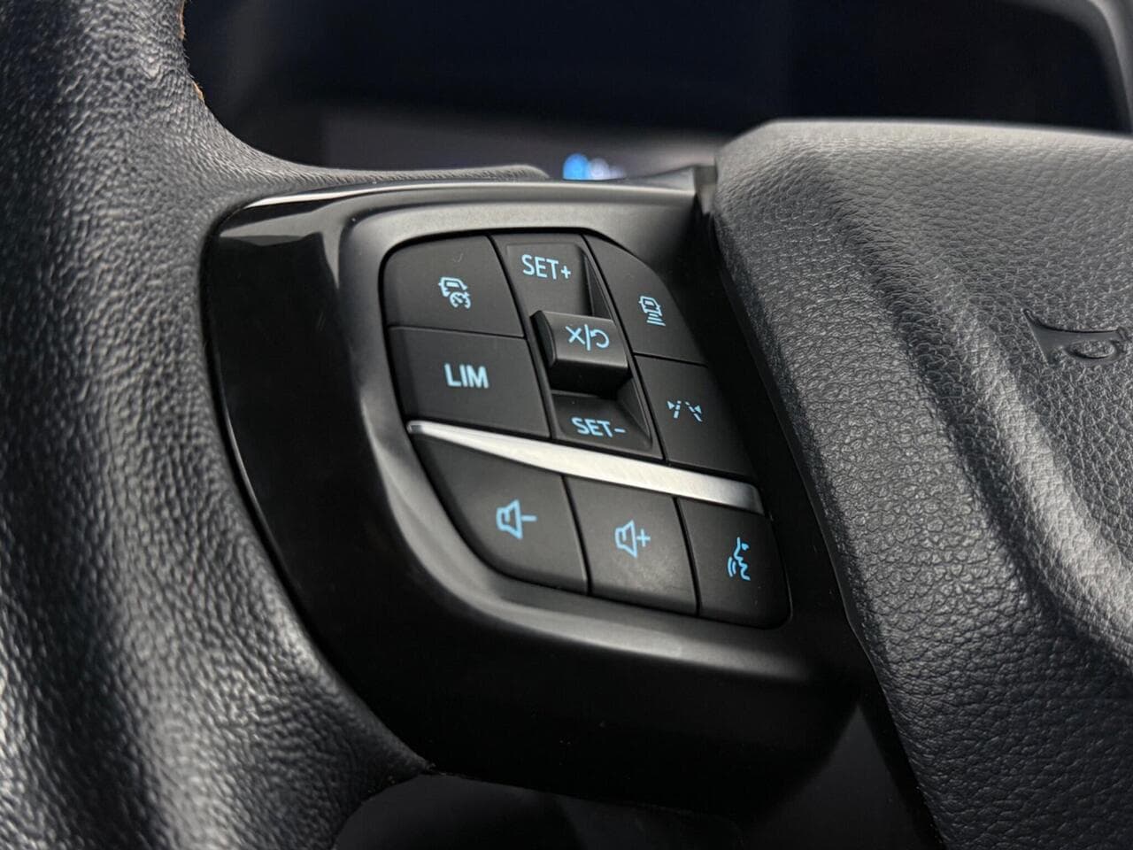 Ford Ranger thumbnail Misc Controls