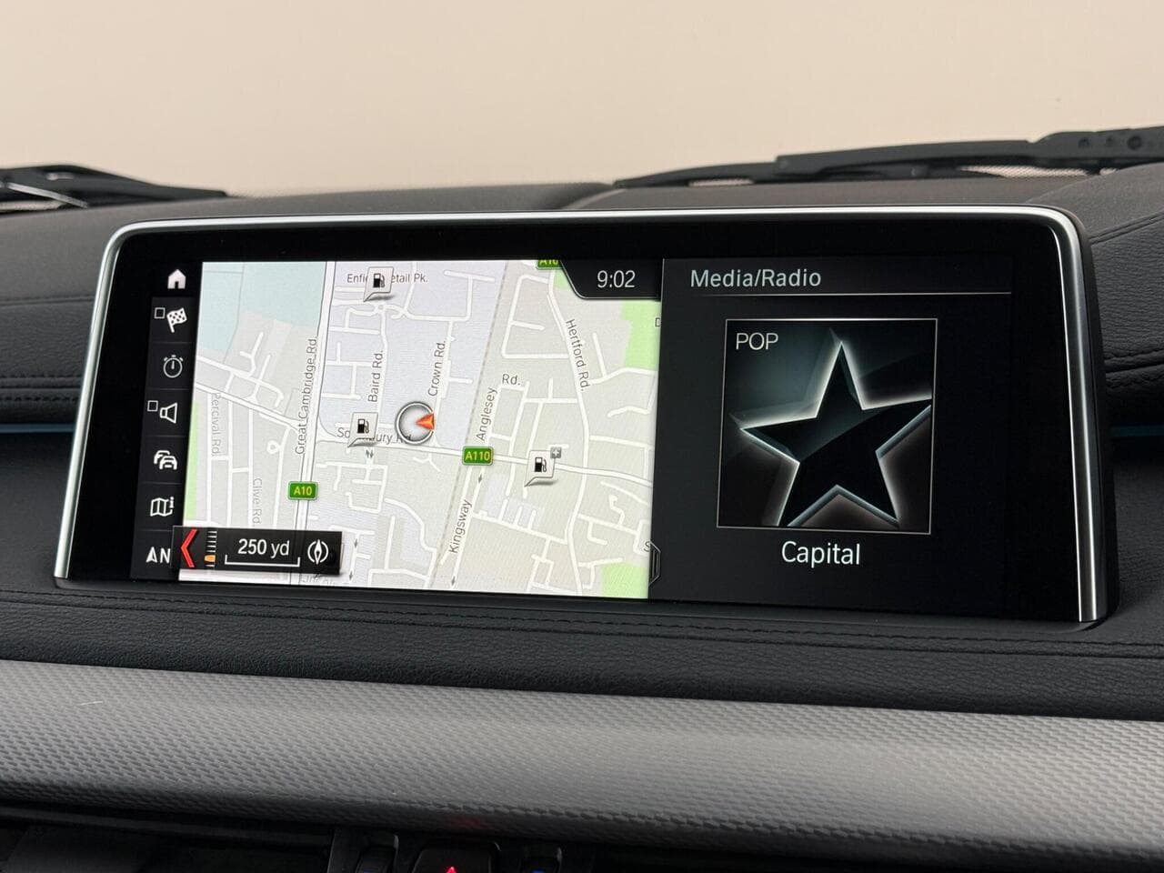 BMW X6 thumbnail Infotainment System