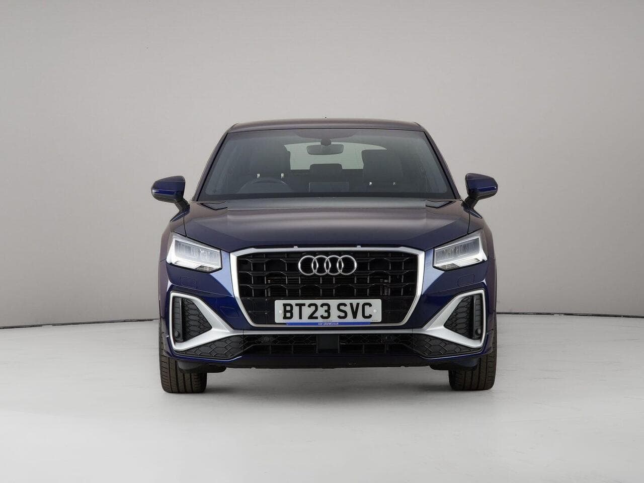 Audi Q2 thumbnail Front