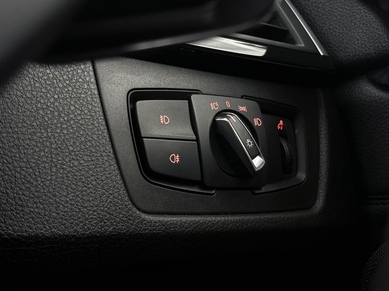 BMW 4 Series Gran Coupe thumbnail Misc Controls