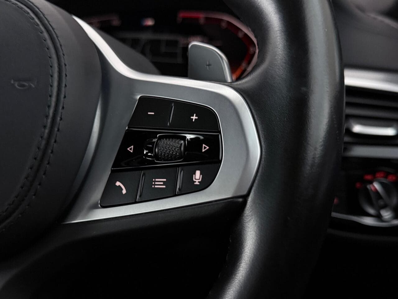 BMW 5 Series thumbnail Misc Controls