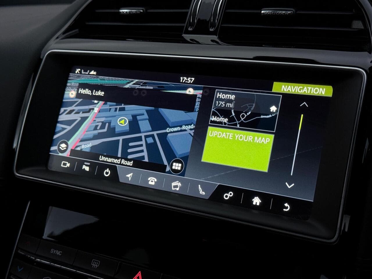 Jaguar XE thumbnail Infotainment System