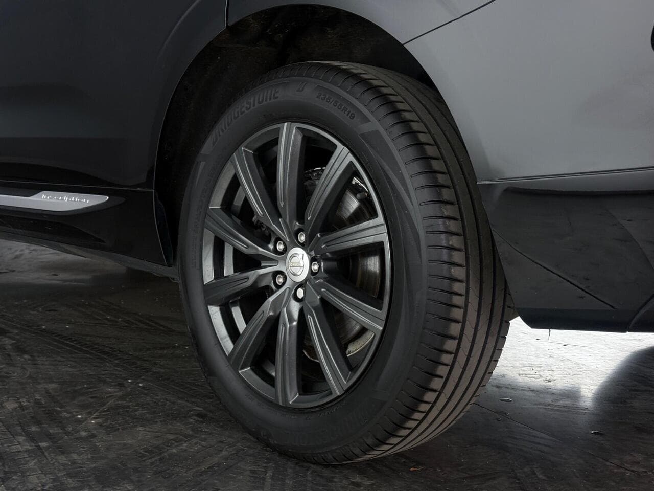 Volvo XC60 thumbnail Wheel
