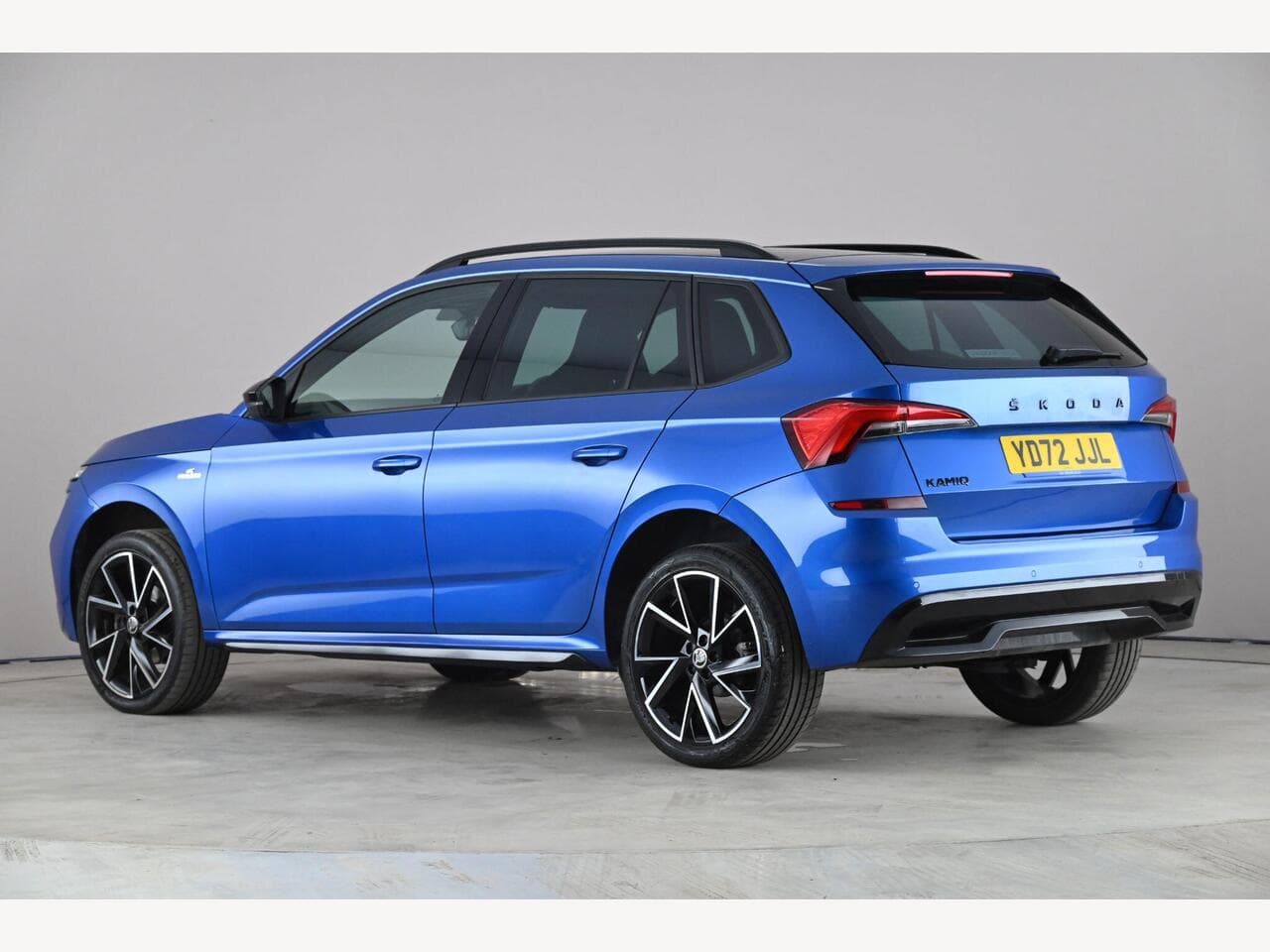 Skoda Kamiq thumbnail Rear Left