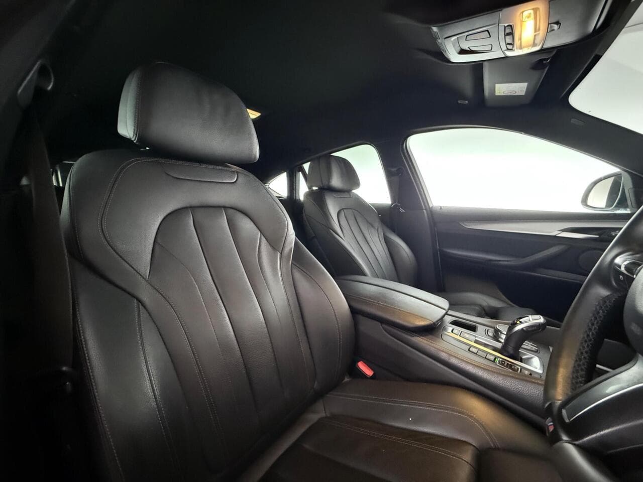 BMW X6 thumbnail Seat Driver