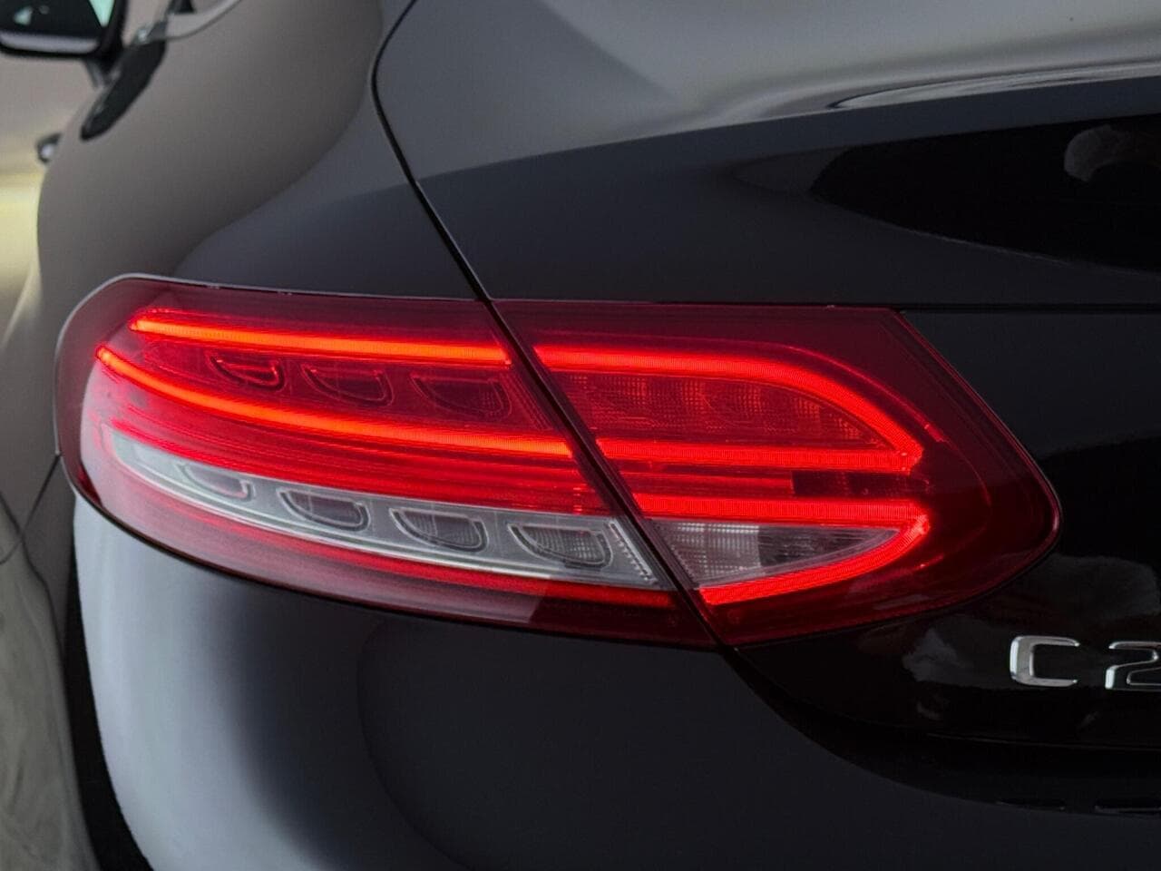Mercedes-Benz C Class thumbnail Lights Rear