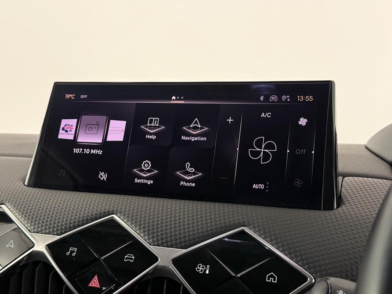 DS AUTOMOBILES DS 3 thumbnail Infotainment System