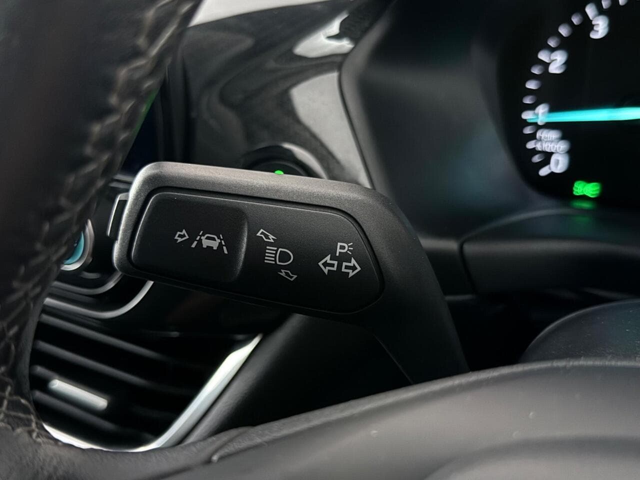 Ford Fiesta thumbnail Misc Controls