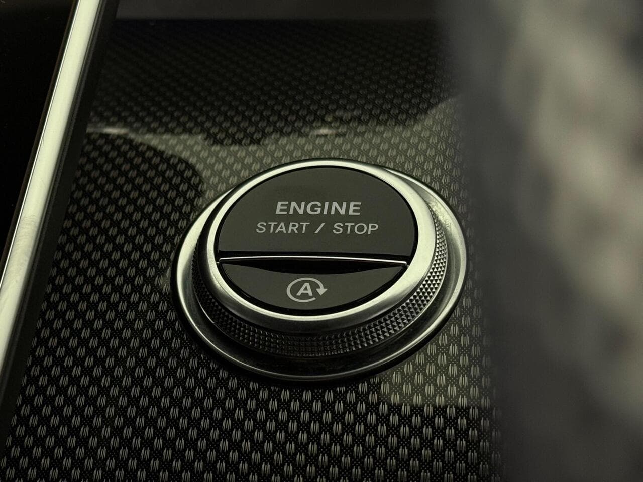 Mercedes-Benz C Class thumbnail Inconclusive