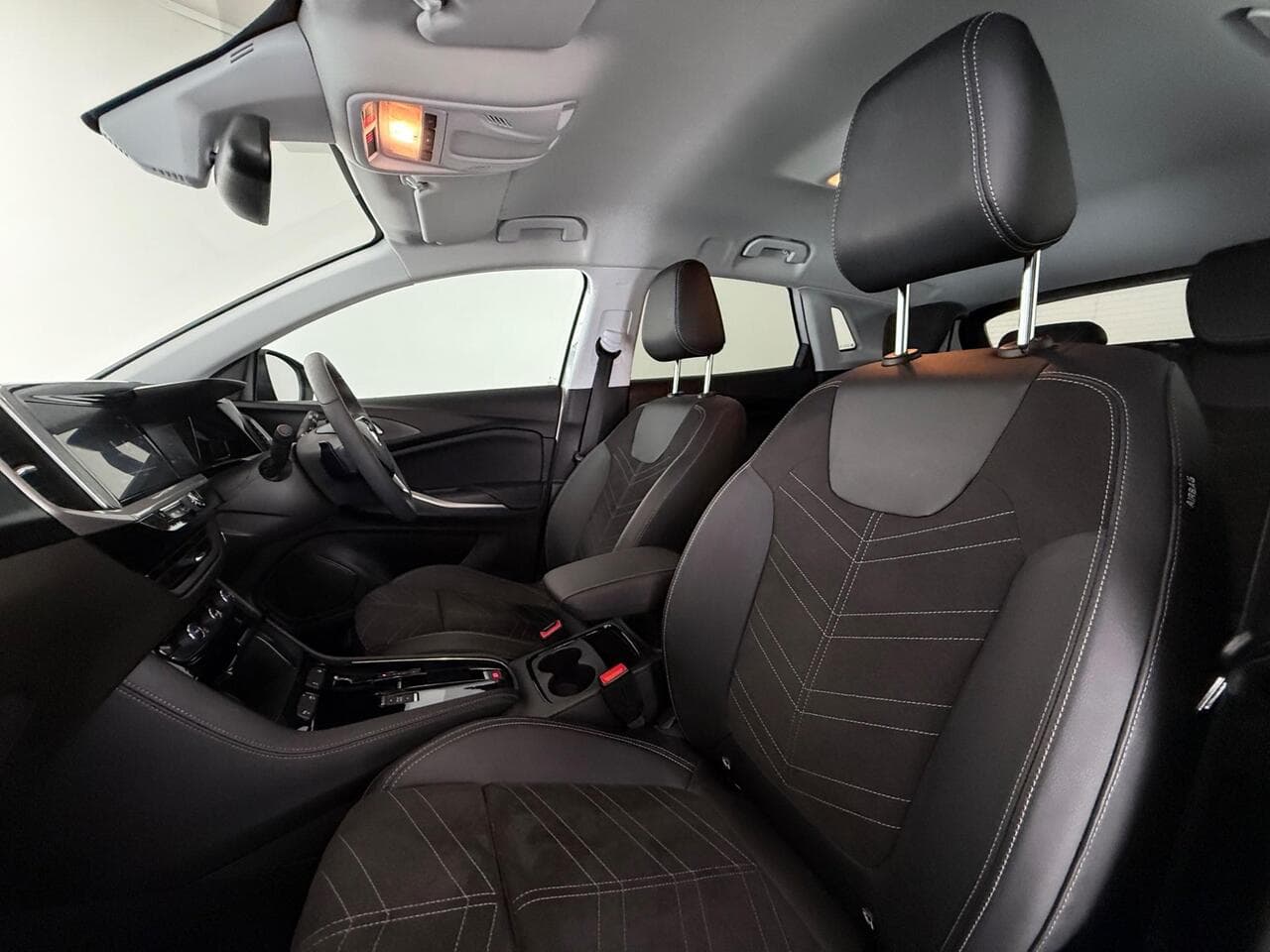 Vauxhall Grandland thumbnail Seat Front Passenger