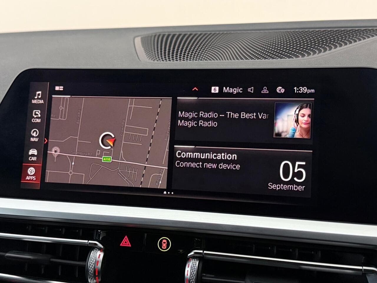 BMW 3 Series thumbnail Infotainment System
