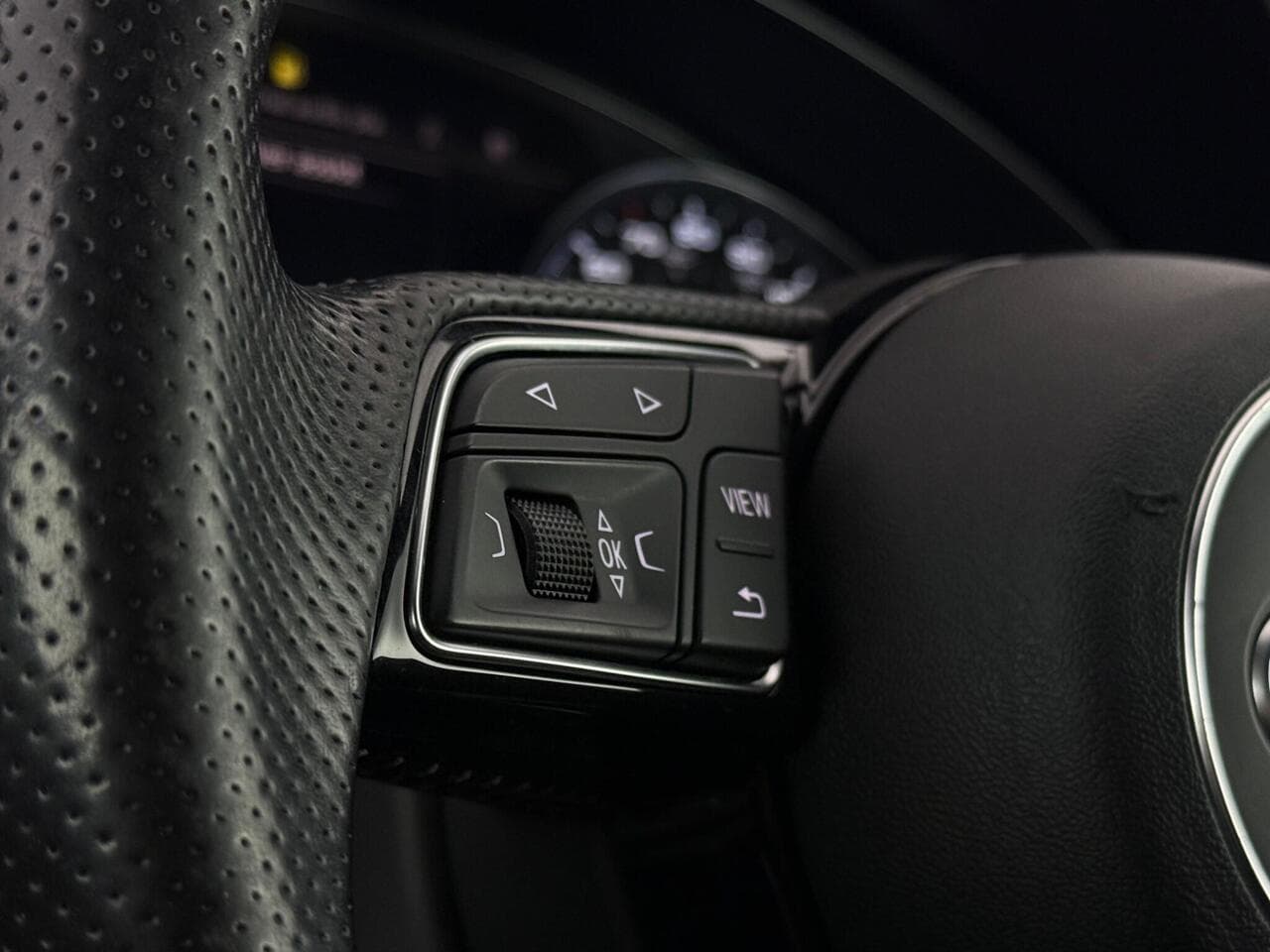 Audi A5 thumbnail Misc Controls