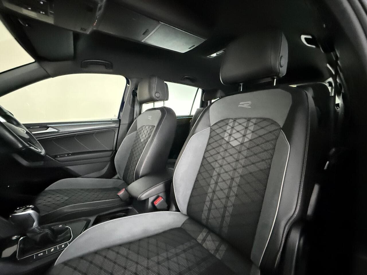 Volkswagen Tiguan Allspace thumbnail Seat Front Passenger
