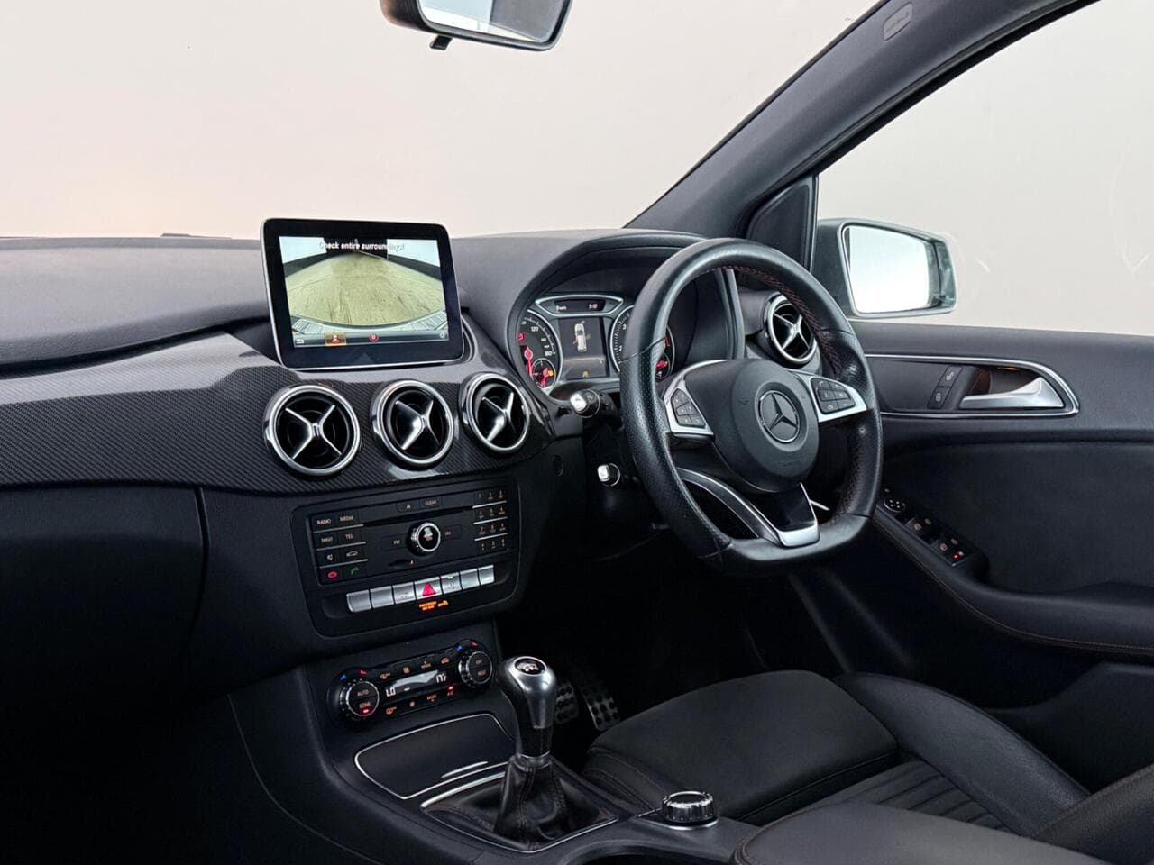 Mercedes-Benz B Class thumbnail Interior Front