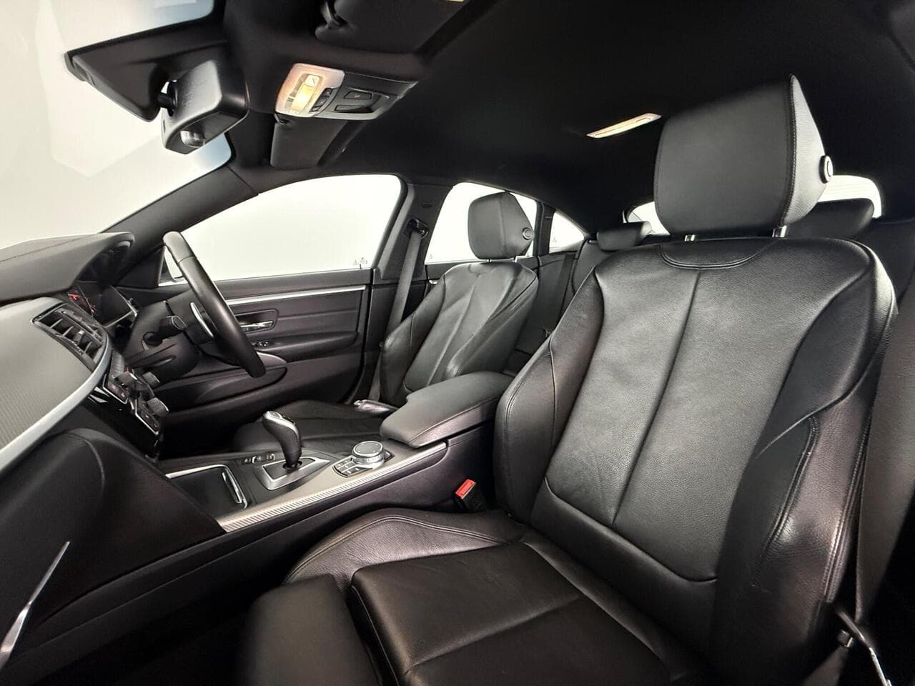 BMW 4 Series Gran Coupe thumbnail Seat Front Passenger