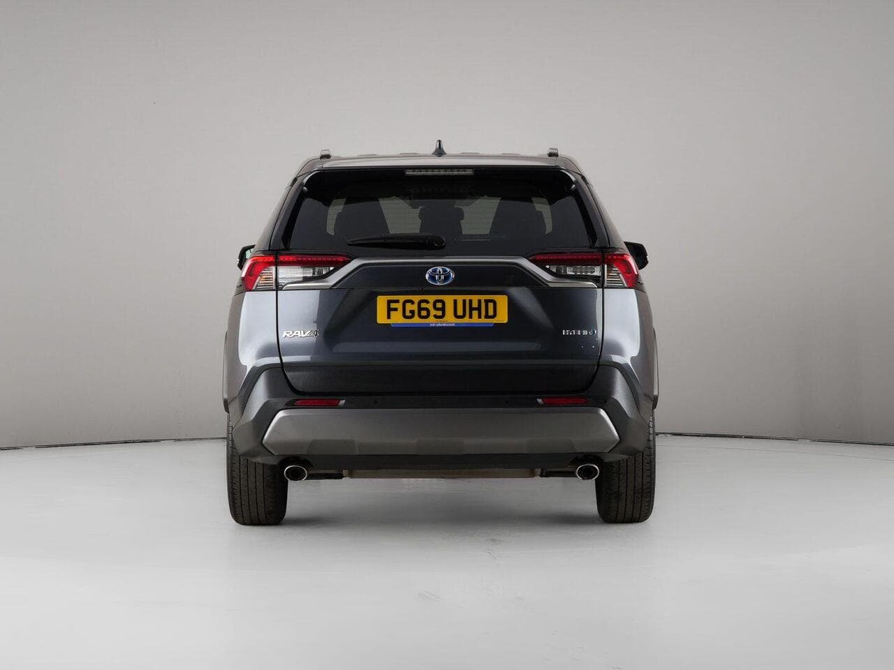 Toyota RAV4 thumbnail Rear