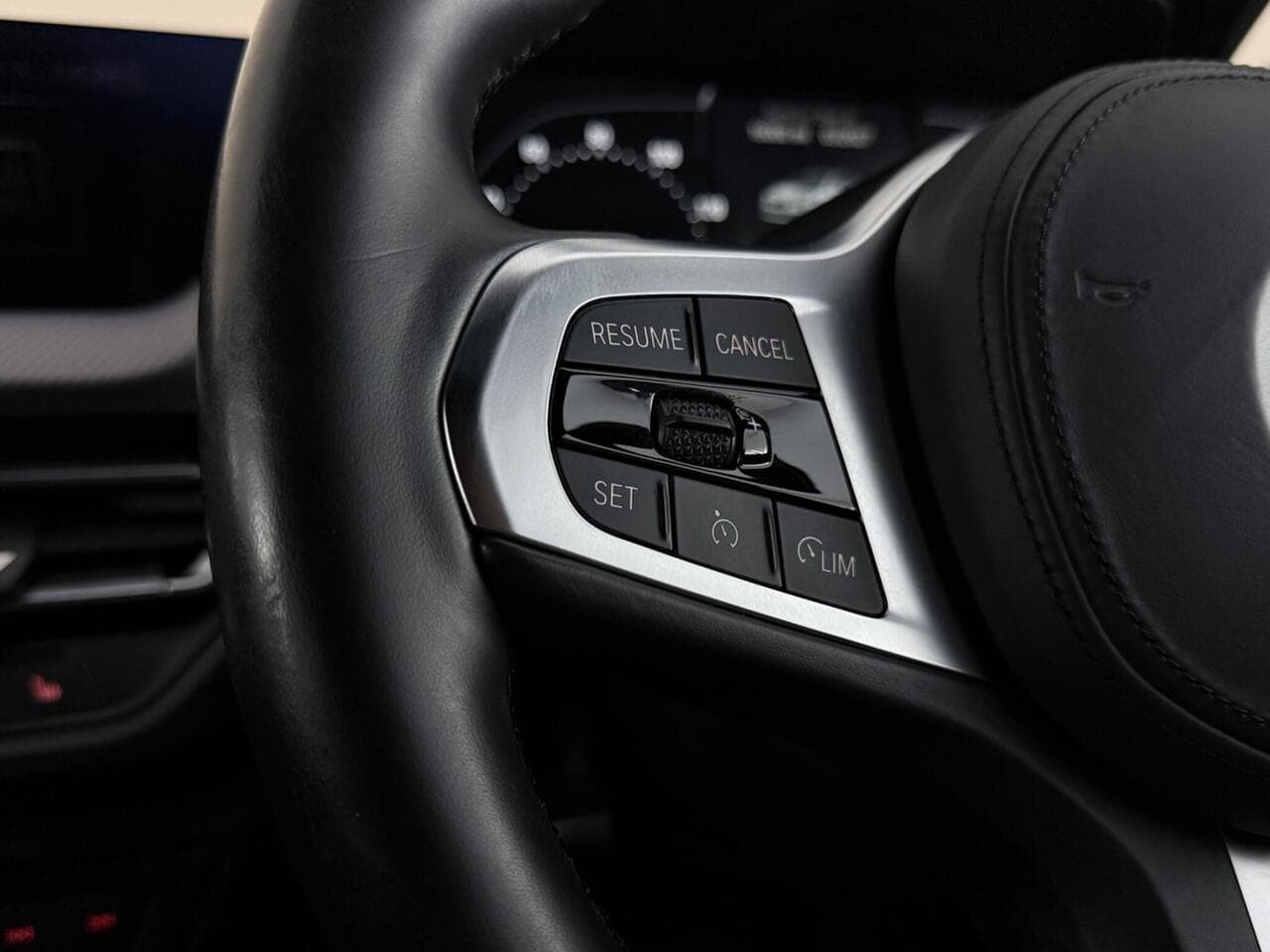 BMW 1 Series thumbnail Misc Controls