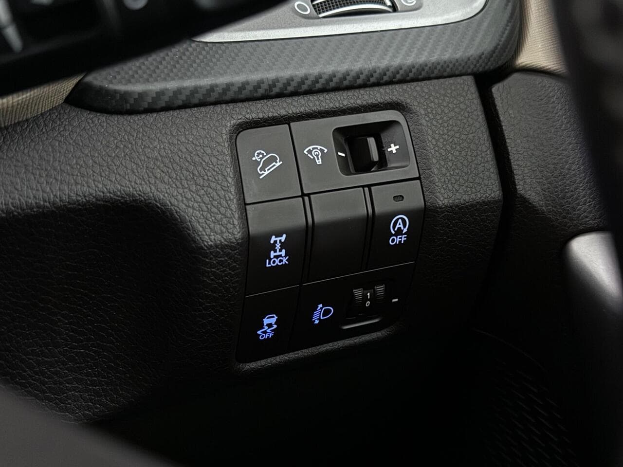 Hyundai Santa Fe thumbnail Misc Controls
