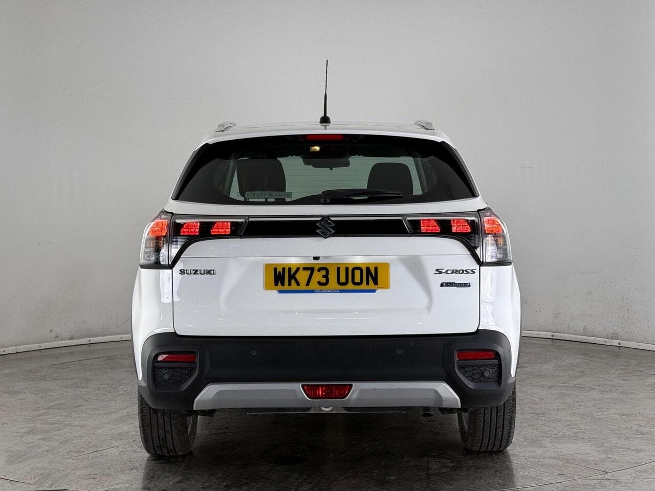 Suzuki S-Cross thumbnail Rear