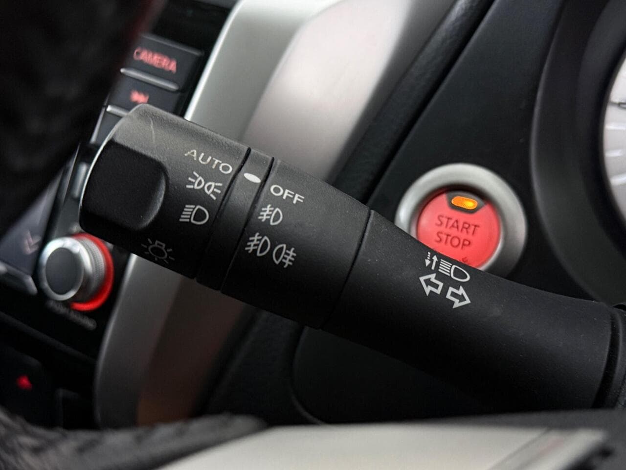 Nissan Navara thumbnail Misc Controls