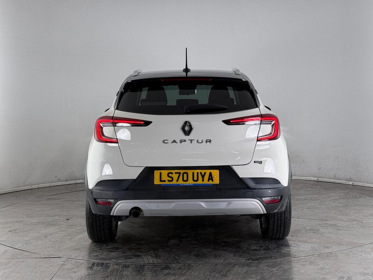 Renault Captur thumbnail Rear
