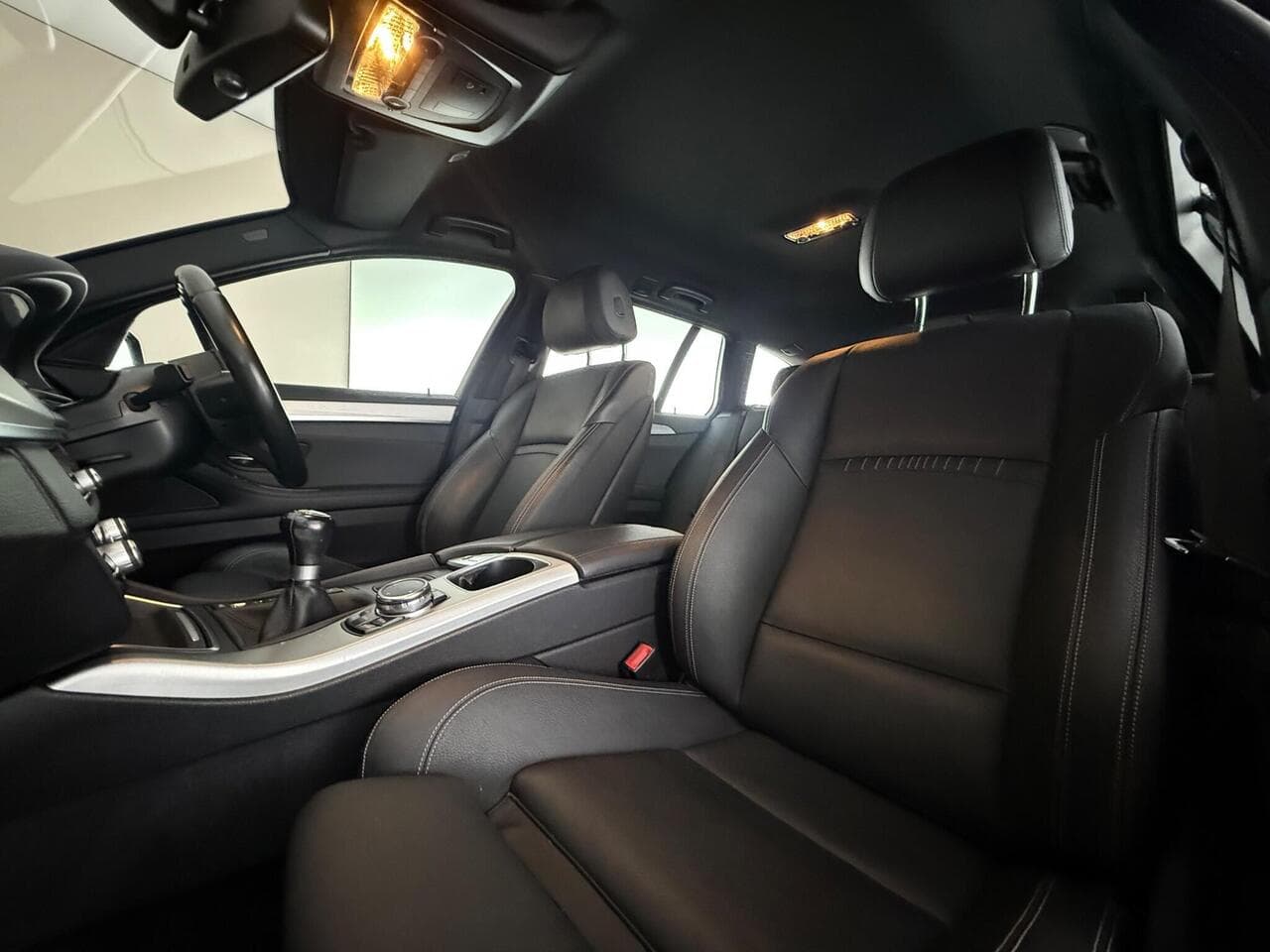 BMW 5 Series thumbnail Seat Front Passenger