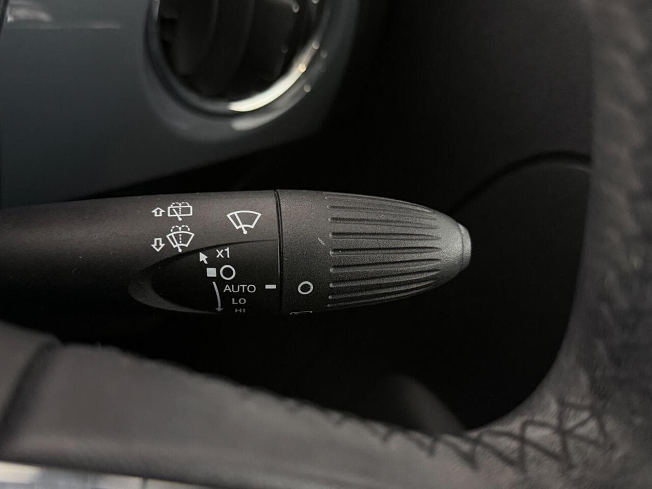 Fiat 500 thumbnail Misc Controls