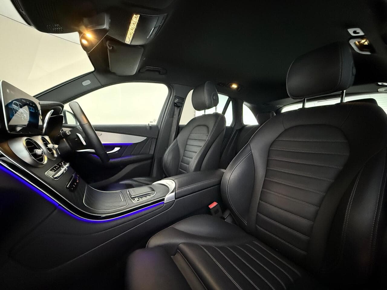 Mercedes-Benz GLC thumbnail Seat Front Passenger