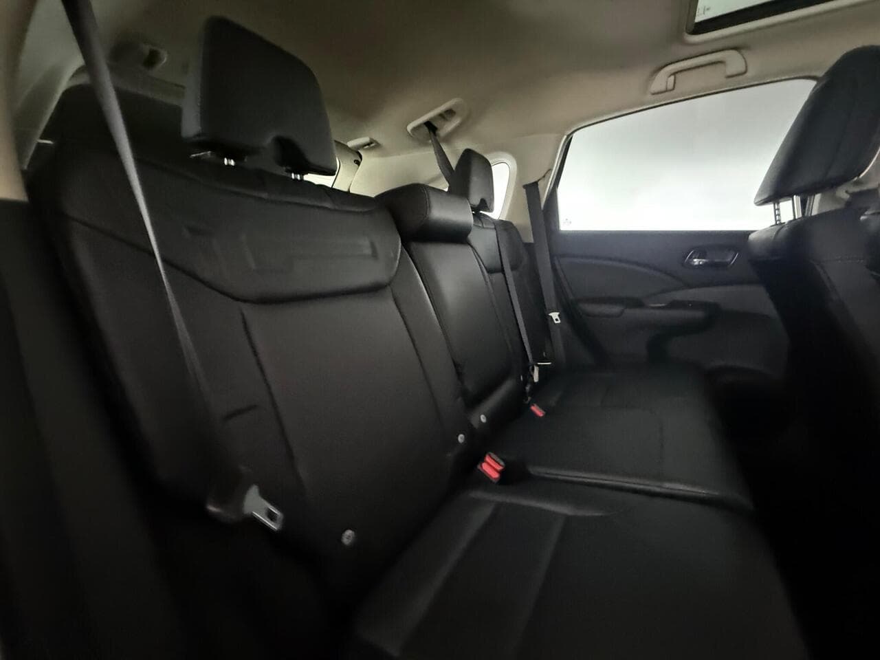 Honda CR-V thumbnail Seats Rear