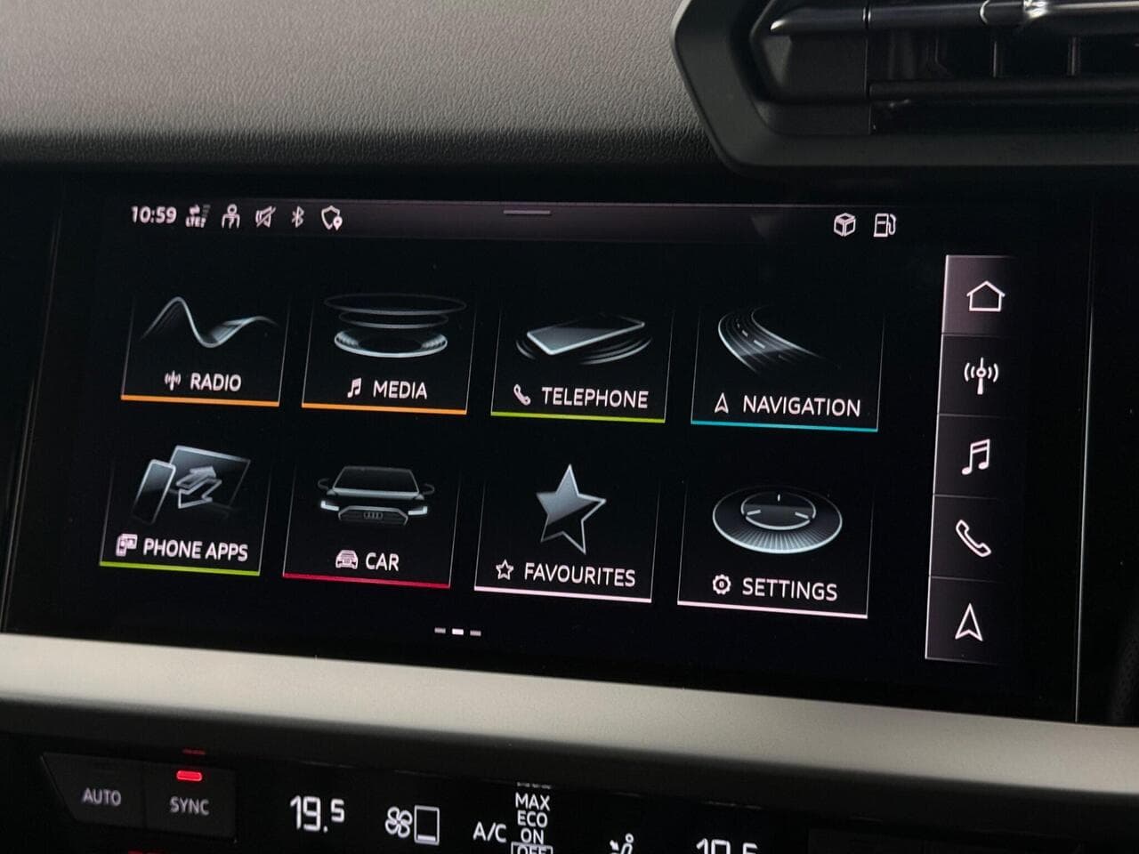 Audi A3 thumbnail Infotainment System