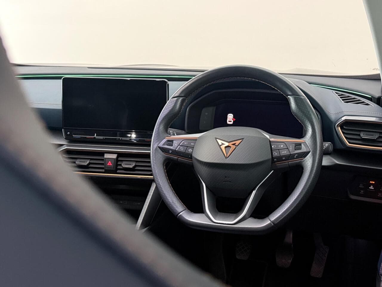 CUPRA Formentor thumbnail Steering Wheel