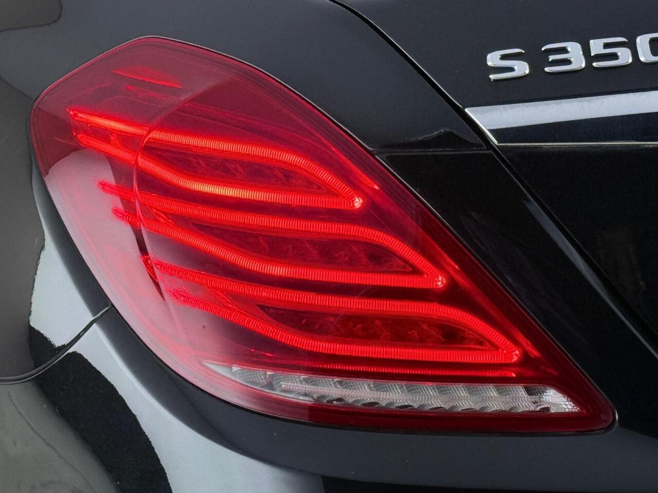 Mercedes-Benz S Class thumbnail Lights Rear