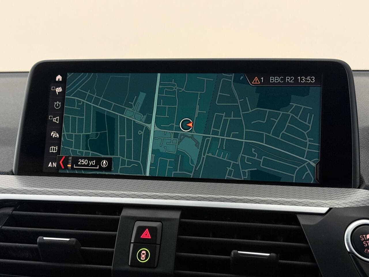 BMW X3 thumbnail Infotainment System