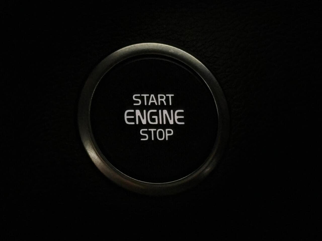 Volvo XC40 thumbnail Promotional Material