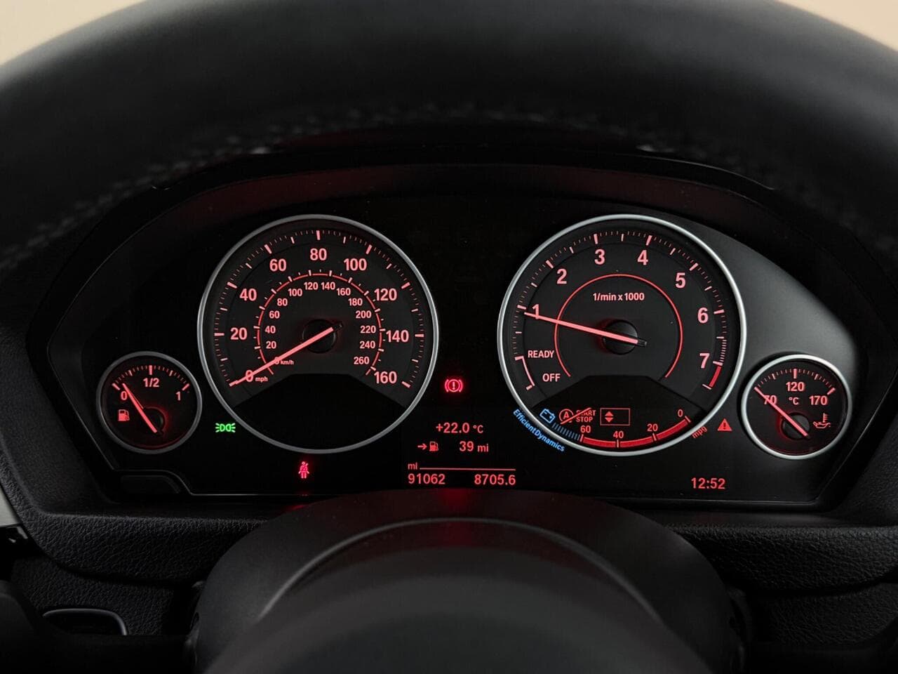 BMW 4 Series Gran Coupe thumbnail Driver Instruments