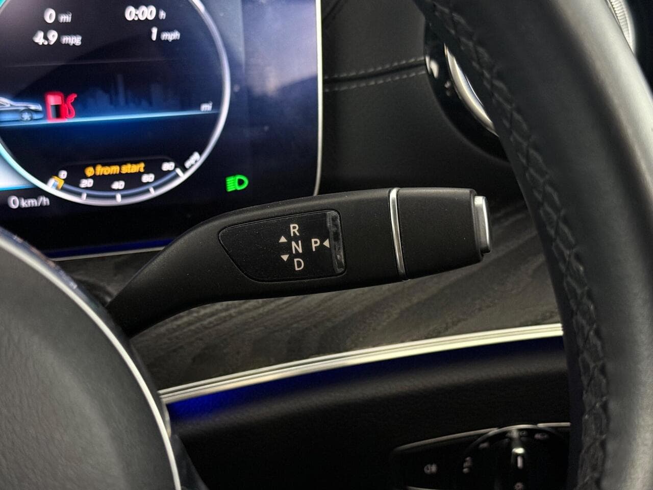 Mercedes-Benz E Class thumbnail Misc Controls