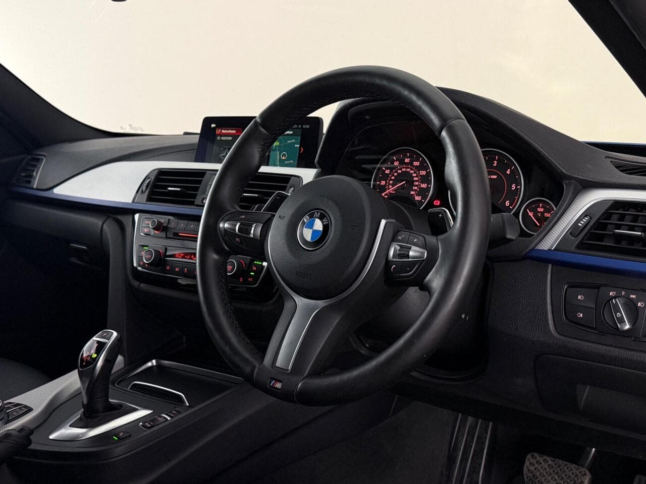 BMW 3 Series thumbnail Steering Wheel