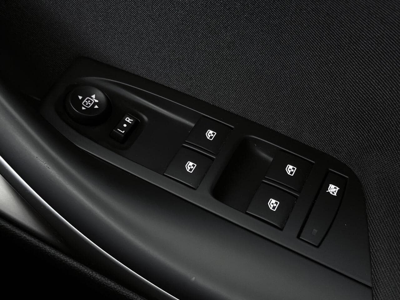 Vauxhall Astra thumbnail Misc Controls