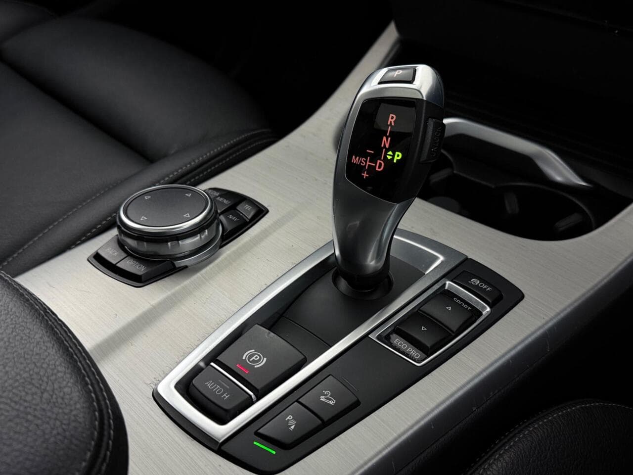 BMW X3 thumbnail Interior Front