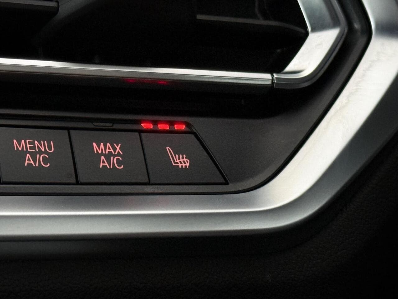 BMW 4 Series thumbnail Misc Controls